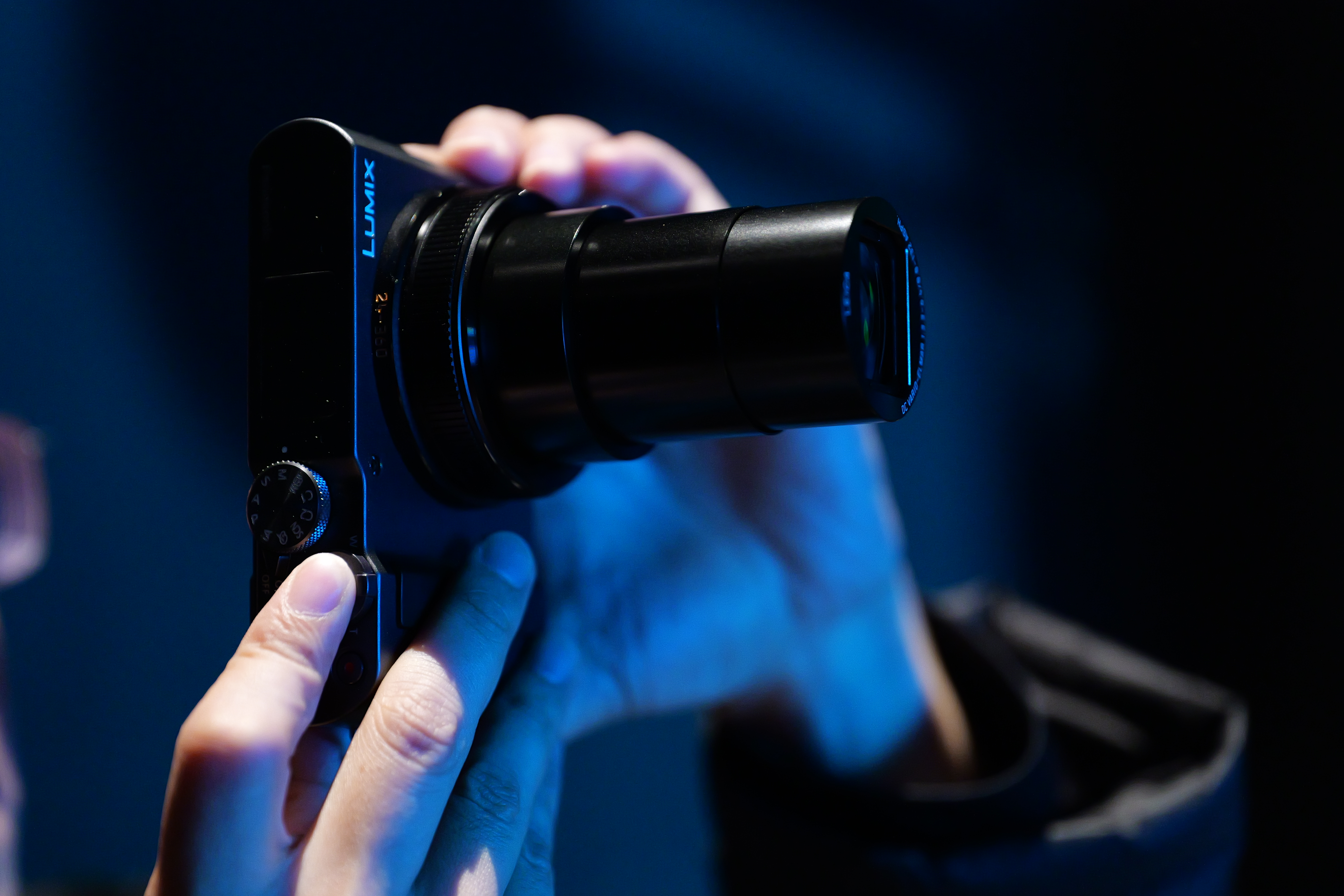 Panasonic Introduces New Pocket-sized*1 15x Zoom LUMIX ZS300